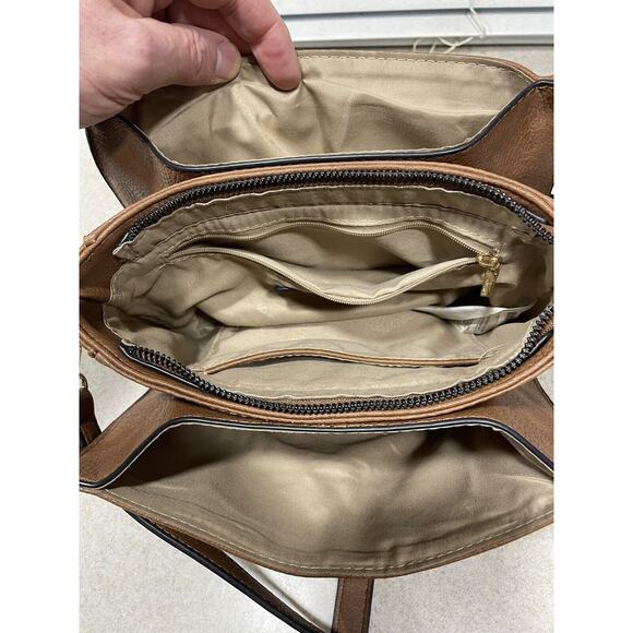 Gussaci Pebbled Faux Leather Crossbody Handbag. Brown With Gold Hardware - Picture 9 of 11